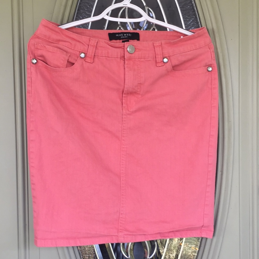 Women’s Light Coral short skirt